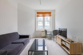 Incredibly Located 1BD Flat Leicester Square - 9