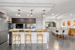 Luxury Hunter Valley Acreage - Heated SwimSpa - Mountain Views - Pool Table - Fire Pitt - 3