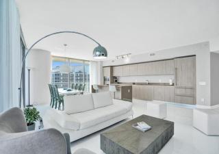 Wall 2 wall Paradise Direct Ocean front Penthouse - Hollywood - 0