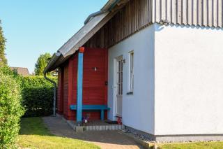 Haus Seestern & Haus Seemöwe mit Sauna, Kamin und Garten - Kägsdorf - 8