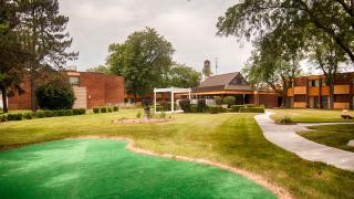 Best Western Prairie Inn & Conference Center - Galesburg - 4