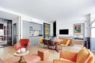 V Vast Apartment, Steps from Place des Vosges AC - París - 4