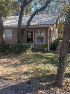 Papas Lakefront Hideaway - Chico - 1