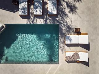 Estelle Villa, a Flamboyant Escape with Pool, By ThinkVilla - Zakynthos - 4