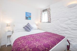 Stone Cottage - Haverfordwest - 2