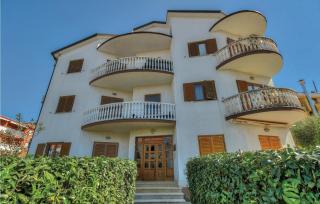 Beautiful Apartment In Zambratija - Zambratija - 2