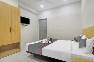 Townhouse Ameerpet - 9