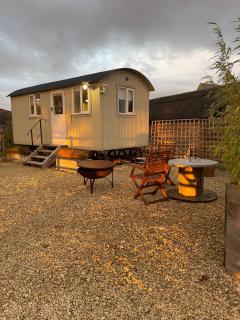 The Shepherd's Hut - Mixbury - 0
