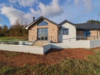 Lake View - Newquay - 0
