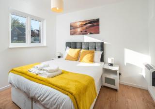 Maunsell Spacious 1 Bedroom Apartment with Parking in Crawely by Sublime Stays - Crawley - 7
