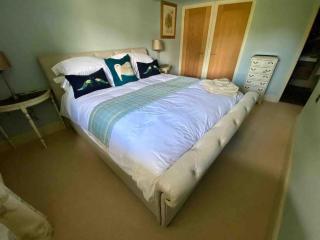 Beautiful Stamford Townhouse with River Views - Lincolnshire - 2