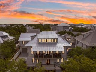Chloe's Cottage and Carriage House - Rosemary Beach - 8
