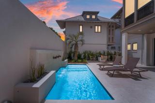Chloe's Cottage and Carriage House - Rosemary Beach - 7