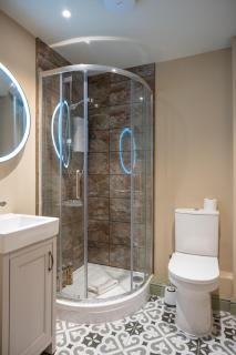 Brer - 1 Bedroom Luxury Apartment by Mint Stays - Bristol - 8