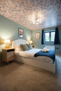 Steppe - 1 Bedroom Luxury Apartment by Mint Stays - Bristol - 8