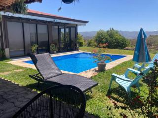 Agradable casa de Campo con Piscina privada - Escobal - 0