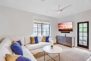 Percy's Flat - 8