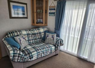 Disabled access C10 Millfields caravan park 2 double beds lead person must be over 30 - Ingoldmells - 6