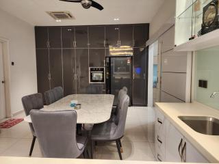 KL -- Groove Retreat with KTV & Pool Table - 4BR4B - 16 pax by Cowidea - Kuala Lumpur - 4
