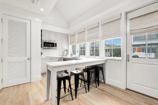 Bella Carriage House - Rosemary Beach - 6