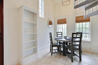 Southern Serenity Carriage House - Rosemary Beach - 3