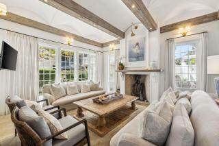 Water Cottage and Carriage House - 2