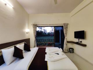 Arya Villa 5Bhk - Satara - 3