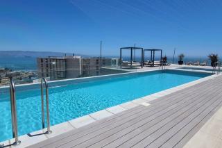 Amplio dpto, vista insuperable, 2 parkings - 4