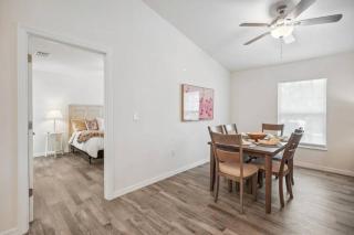 Cape House with Pool, Fire pit and Private Backyard! 4 King Beds! - Cape Coral - 5