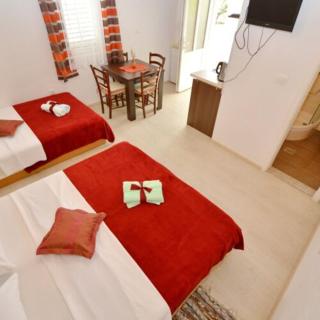 Apartmani Antonija - Starigrad-Paklenica - 8