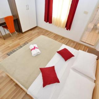 Apartmani Antonija - Starigrad-Paklenica - 5