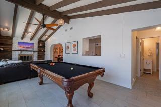 4 Br Tempe Retreat Pool Putt Putt Pool Table Grill - Tempe - 2