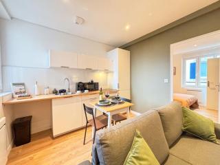 L'Olivier - Parking, Hyper-Centre, Séjour Unique - 5