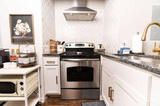 Boutique 1 BR at Park Place - 8