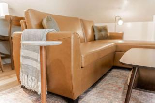 The Loft at Park Place Cozy Studio on the Park - 5