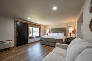 Cove Creek Lodge 103 Poolside Executive King Suite - Oakland - 7