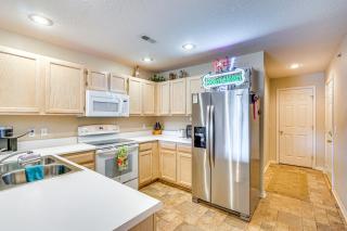 Lakefront Osage Beach Condo with Water-View Balcony! - Osage Beach - 3