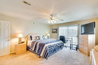 Lakefront Osage Beach Condo with Water-View Balcony! - Osage Beach - 1