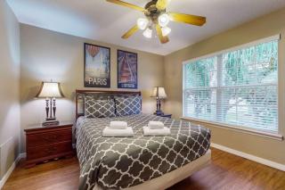 New 7 Bed Family Home with Themed Rooms and Game Room - 8