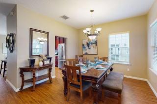 New 7 Bed Family Home with Themed Rooms and Game Room - 7