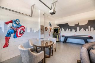 Stunning Spacious 6 Bed Villa with Themed Games Room - 9