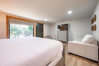 Cove Creek Lodge 107 Lakeside Executive King Suite - Oakland - 8