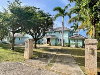 Hospitality Expert Greens 2BR Pool Beach - Montego Bay - 5