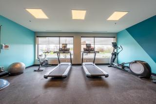 avid hotels - Kalamazoo East by IHG - 5
