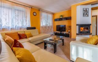 5 Bedroom Lovely Home In Sisan - Šišan - 3