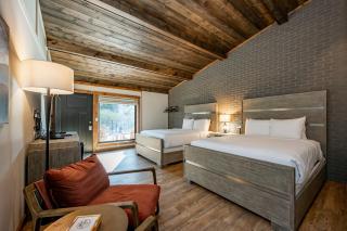 Cove Creek Lodge 213 Dog Friendly Standard Double Queen Room - 9