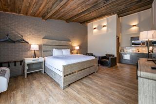 Cove Creek Lodge 219 Lakeside Executive King Suite - Oakland - 0