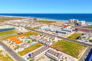3 Br Padre Isl Retreat Min to Beach Dog Friendly - Padre Island - 9