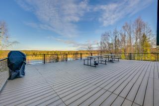 On-Site Kenai River Fishing: Soldotna Apartment! - 8