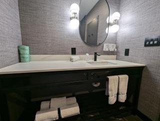 Beacon Suites Hotel - 4